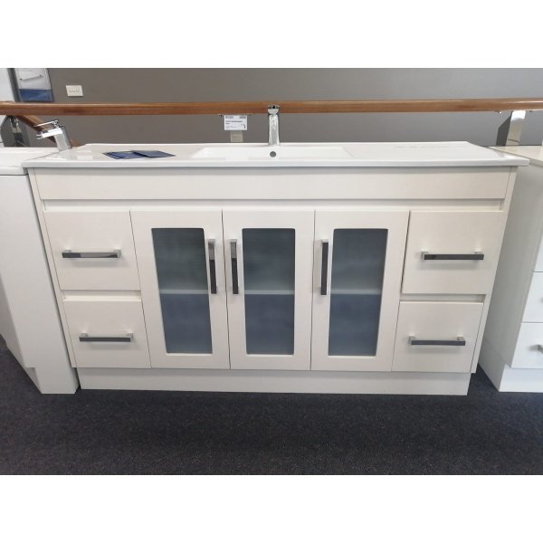 NOVO 900AX VANITY Ex- Display Floor Stock Sale