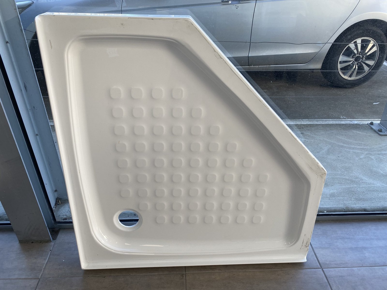 image00004-1-scaled-1.jpeg Corner shower base - Image 2