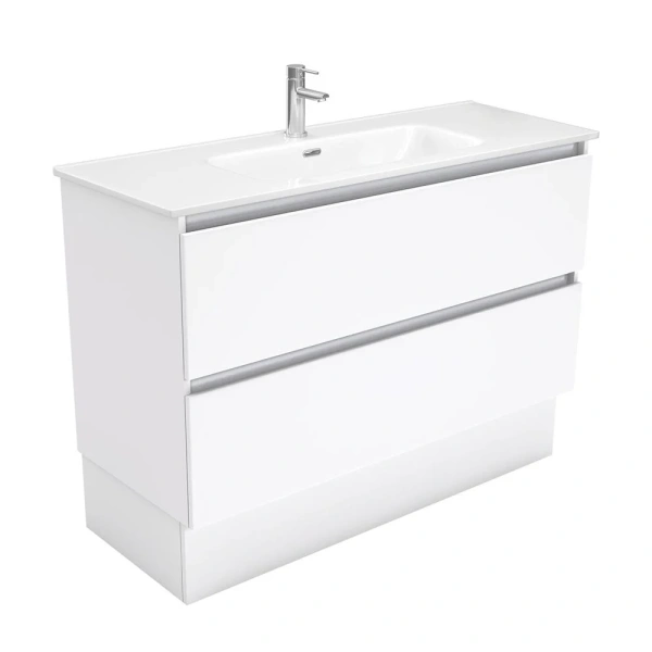 JOLI QUEST 1200 VANITY ON KICKBOARD
